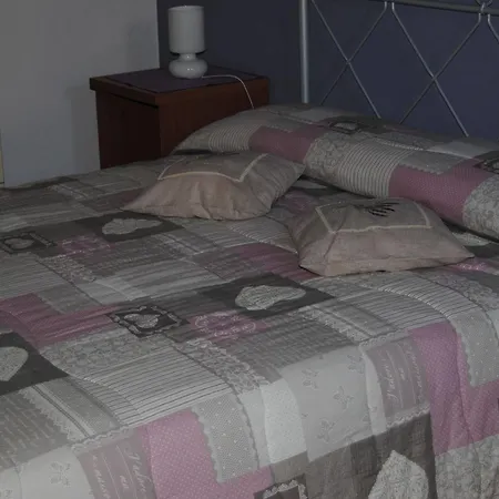 I Grappoli Alloggio per agriturismo Serralunga d'Alba